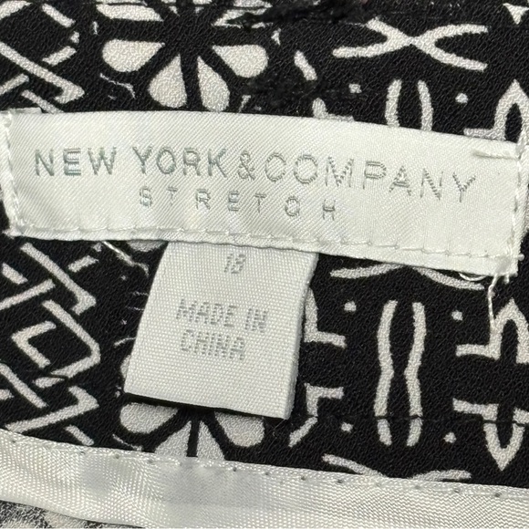 New York & Company Striped  Women's  Plus Size 18 Wide Leg Stretch Dress Pants - Picture 4 of 7